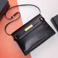 Saint Laurent Manhattan Shoulder Bag In Smooth Leather Black/Gold